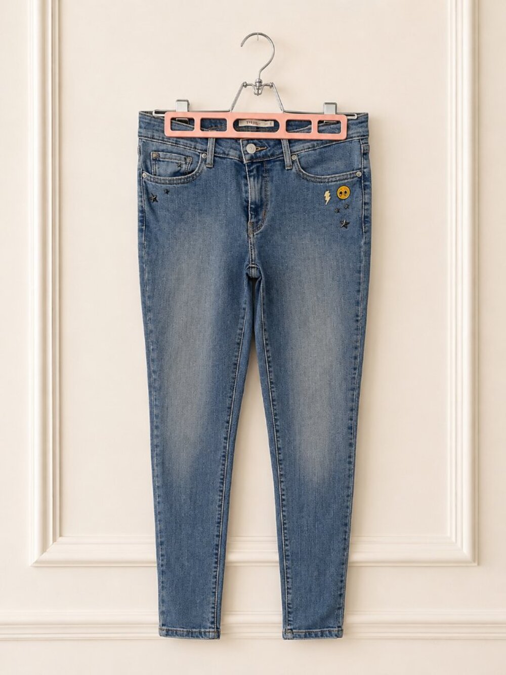 LEVIS WOMEN JEANS SIZE 28 LIGHT DENIM SKINNY